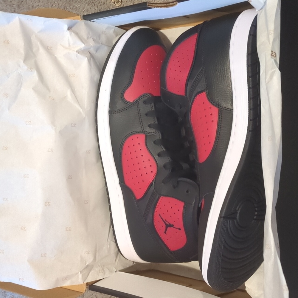 Men's Nike Jordans
